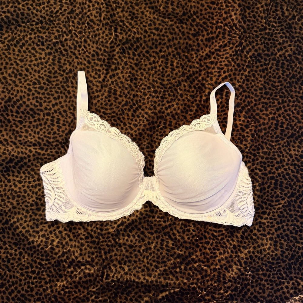 NWT Baby Blue Natori Bra